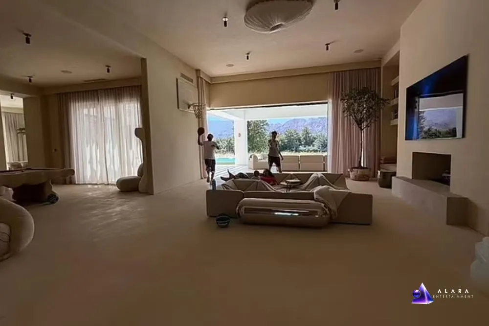 تصویر پنهان پسر جاستین بیبر در اینستاگرام غوغا به پا کرد! 7 تصویر پنهان پسر جاستین بیبر در اینستاگرام غوغا به پا کرد!