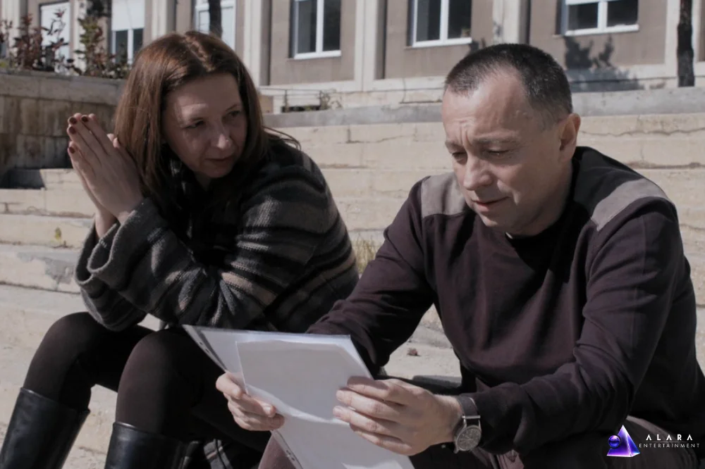 از Apollo 11 تا For Sama؛ بهترین مستندهای جهان در یک نگاه 6 دانلود بهترین مستند های جهان