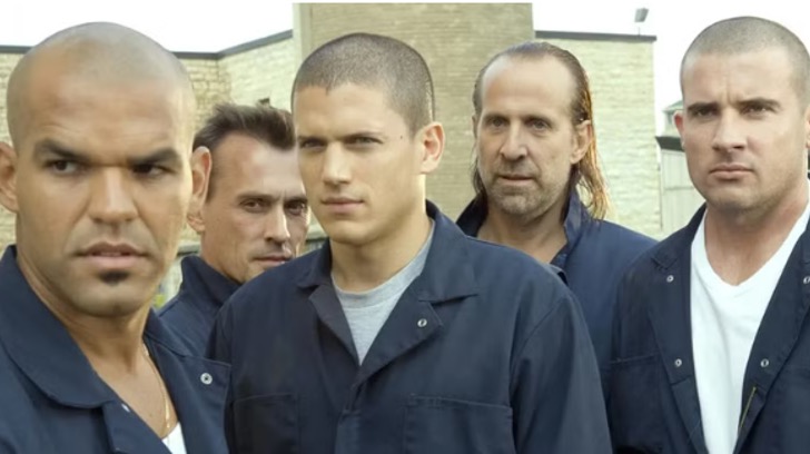 ده تا از مشهورترین سریالها درباره زندان! 7 3. سریال «فرار از زندان» (Prison Break)