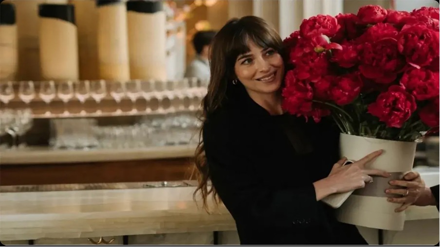 دیالوگ‌های فیلم ماتریالیست